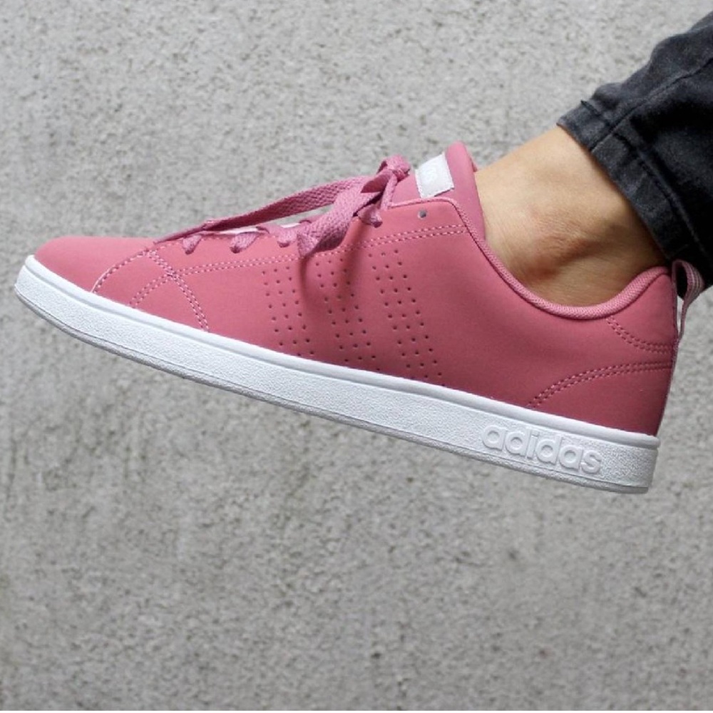Adidas Advantage CL -  Pink w/ White Sole - Size 10 - Women.